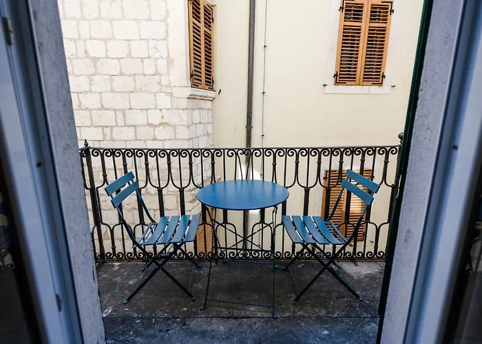 Apartmani Art Karampana