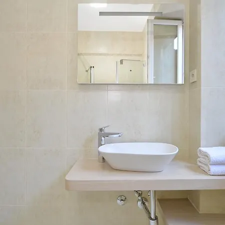 Apartmani Art Karampana Cattaro Esterno foto