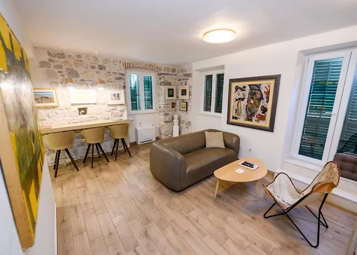 Apartmani Art Karampana